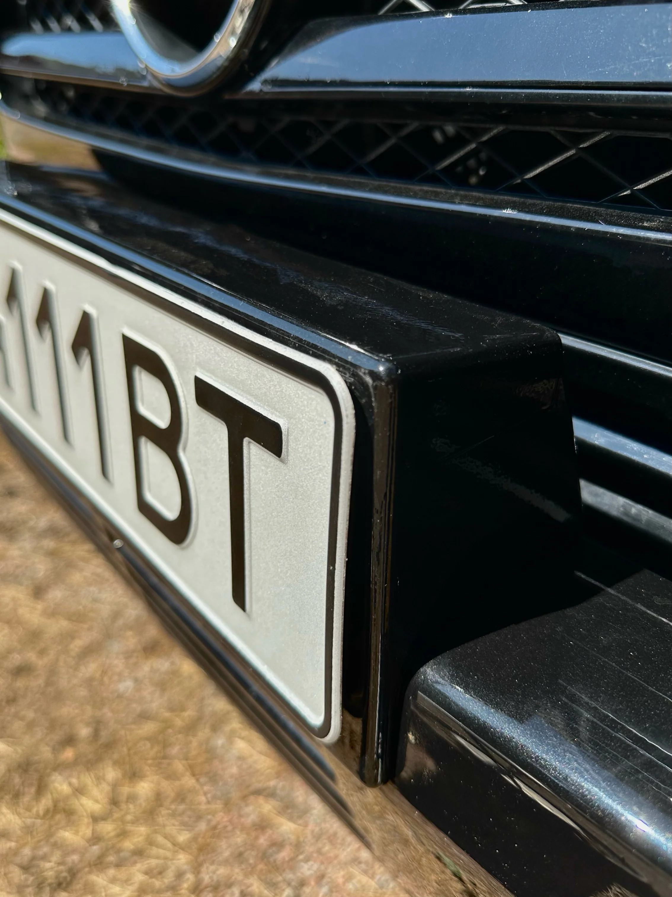 Frameless License Plate Mount Alite™ Slim Tapes (1 Plate) - Image 7